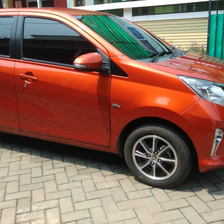 Dijual Mobil Calya G Matic Warna Orange Metalic - Carwash Studio Garage