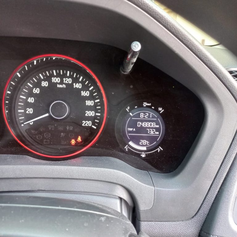 Dijual Mobil Hrv 2017 Warna Abu-abu Tua Metalic - Carwash Studio Garage