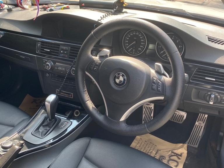 Dijual Bmw 325i Warna Putih - Carwash Studio Garage