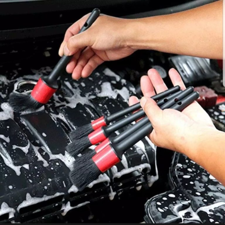 Kuas Detailing  Salon Mobil - Carwash Studio Garage