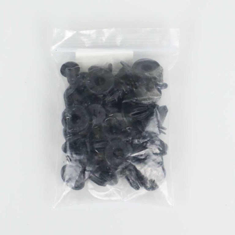 Klip kancing Bumper Mobil - Carwash Studio Garage